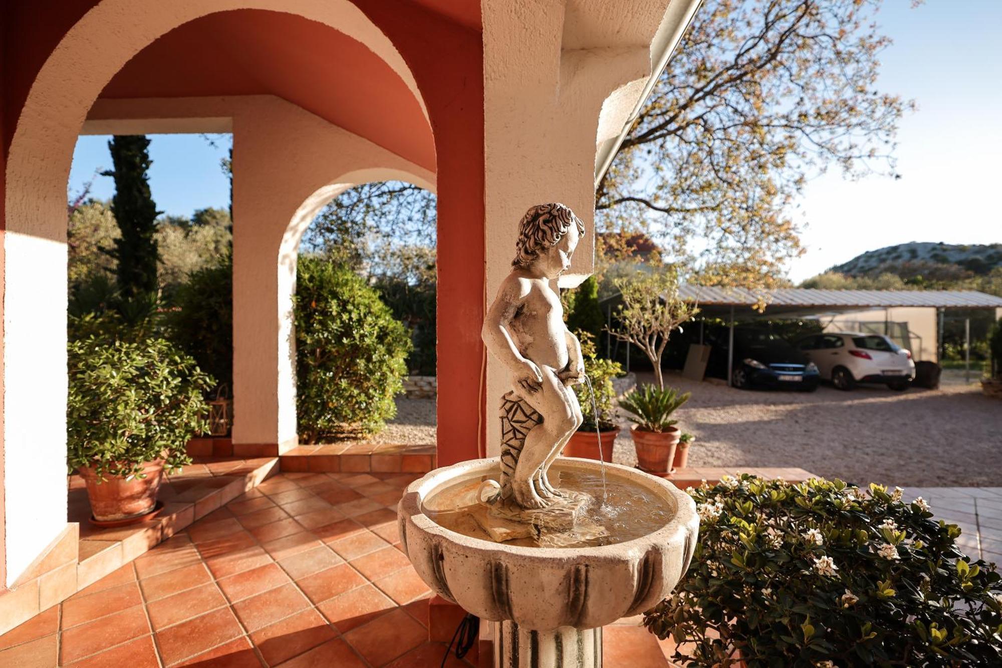 Villa Arta Drage Eksteriør billede